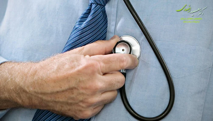 علت خود بیمار انگاری