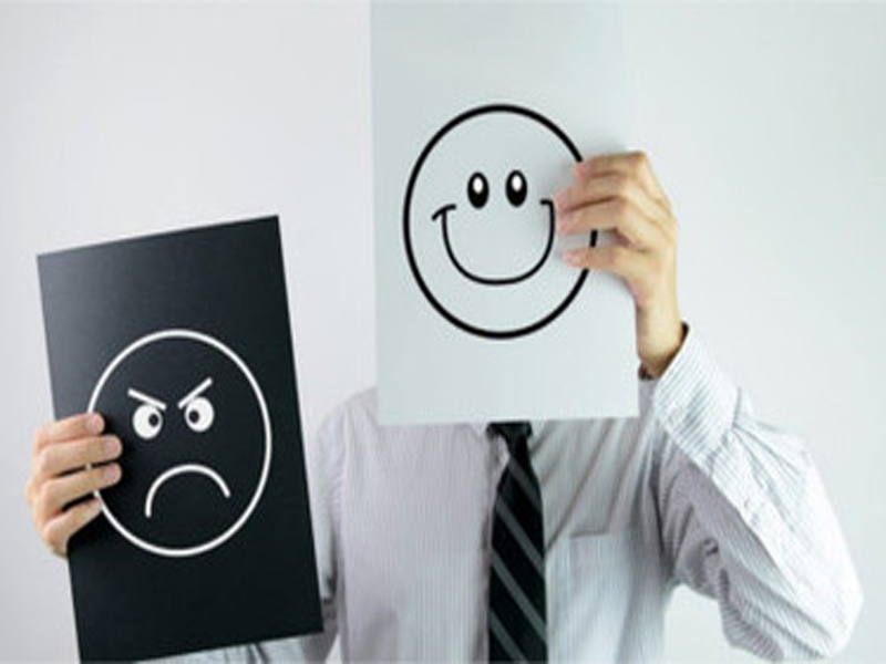 علت-نارضایتی-از-خود